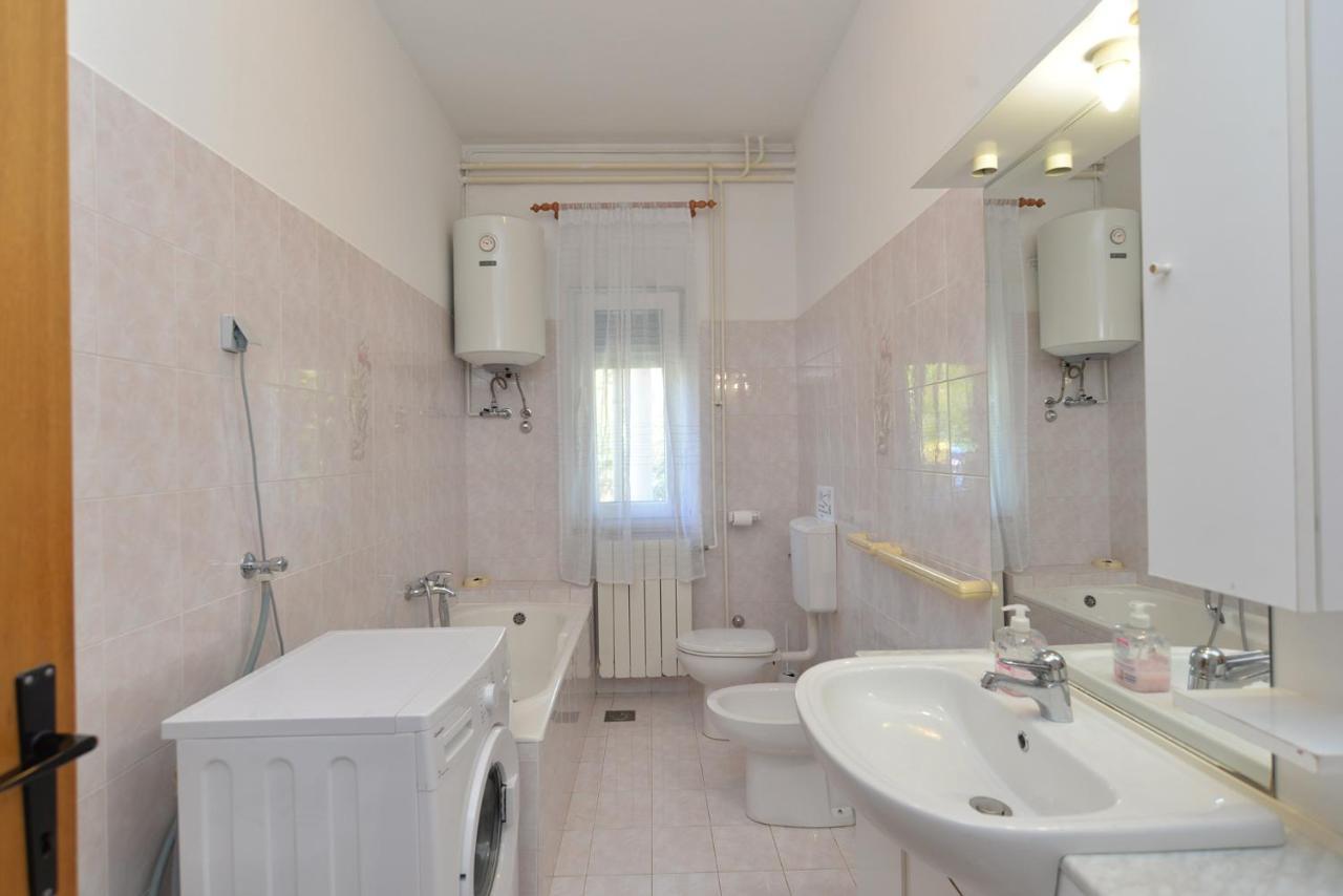Apartment Silvio 1779 Баньоле Екстер'єр фото