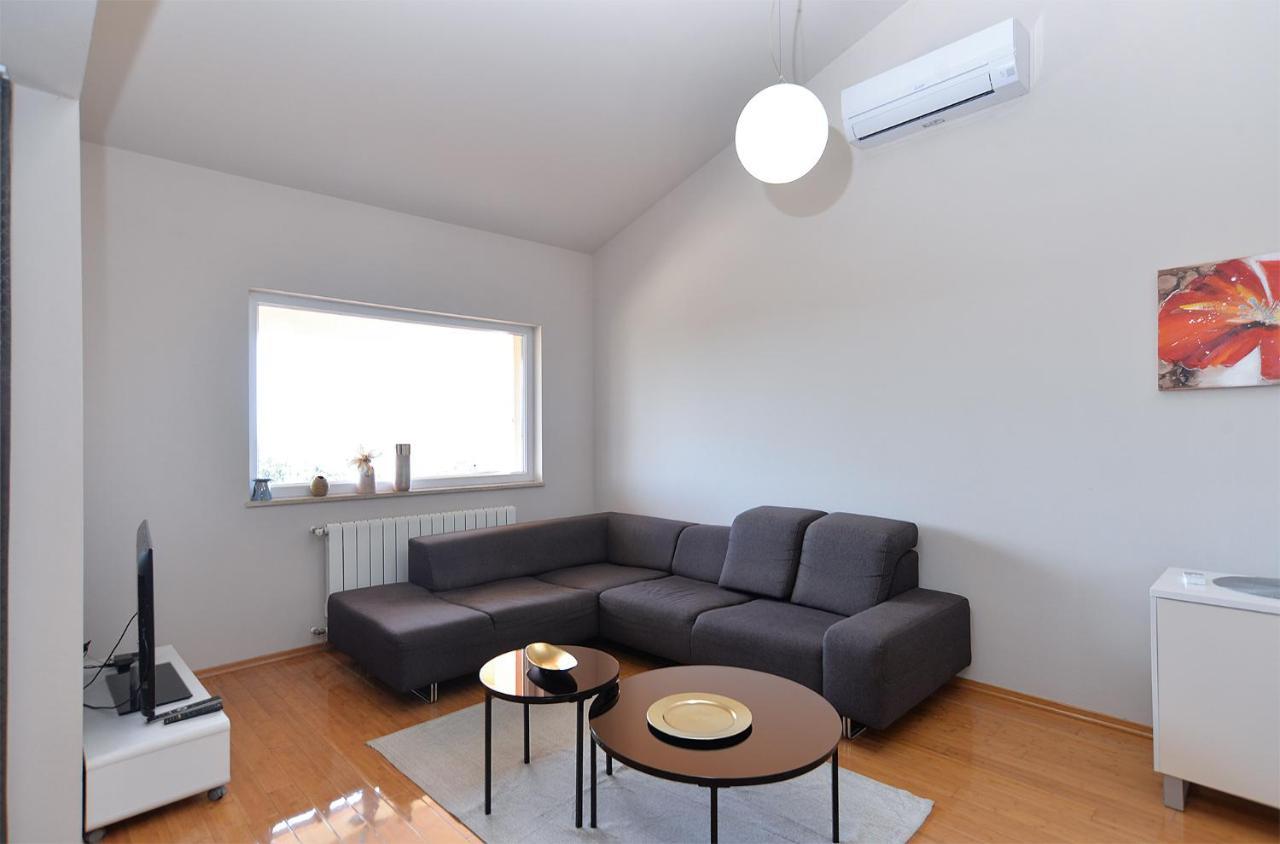 Apartment Silvio 1779 Баньоле Екстер'єр фото